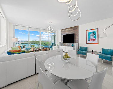400 Sunny Isles Boulevard - Photo Thumbnail 2