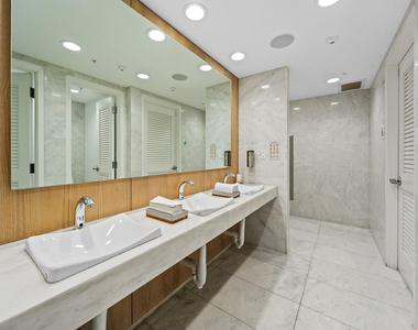 400 Sunny Isles Boulevard - Photo Thumbnail 34