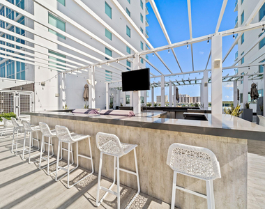 400 Sunny Isles Boulevard - Photo Thumbnail 28