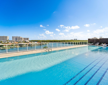 400 Sunny Isles Boulevard - Photo Thumbnail 31