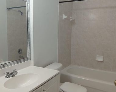 4524 Oak Terrace Drive - Photo Thumbnail 16