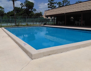 4524 Oak Terrace Drive - Photo Thumbnail 20