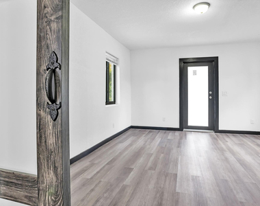 1316 Nw 2nd Avenue - Photo Thumbnail 16