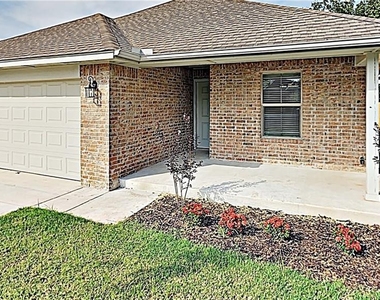 123 Saint Charles Way - Photo Thumbnail 1