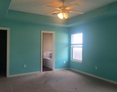 2809 Ne 129th Street - Photo Thumbnail 7