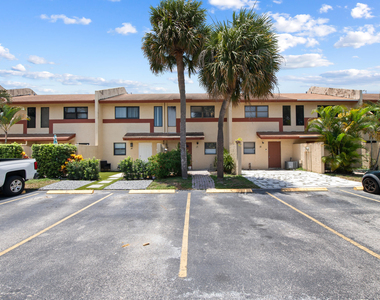 3281 E Golf Boulevard - Photo Thumbnail 21