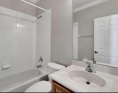 133 Harbors Way - Photo Thumbnail 14