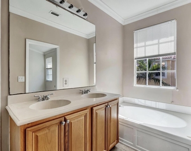 133 Harbors Way - Photo Thumbnail 22