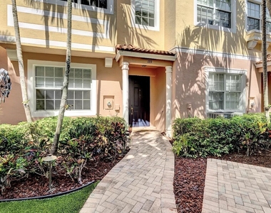 133 Harbors Way - Photo Thumbnail 1