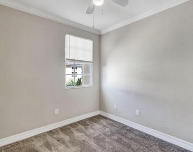 133 Harbors Way - Photo Thumbnail 18
