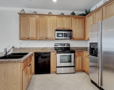 133 Harbors Way - Photo Thumbnail 2