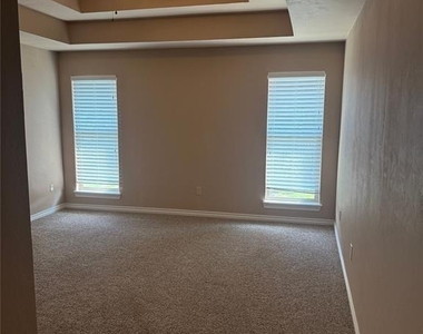 10924 Sw 30th Terrace - Photo Thumbnail 14