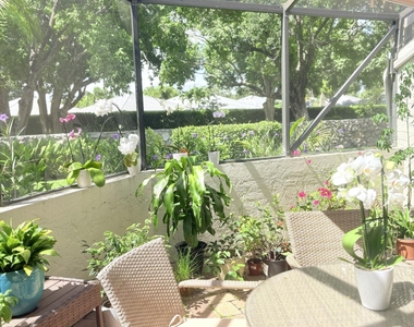 38 W Balfour Road W - Photo Thumbnail 1