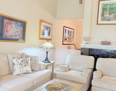 38 W Balfour Road W - Photo Thumbnail 12