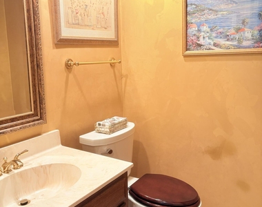 38 W Balfour Road W - Photo Thumbnail 33