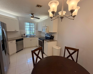 5136 Floria Drive - Photo Thumbnail 17