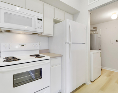 121 Sw Palm Drive - Photo Thumbnail 7