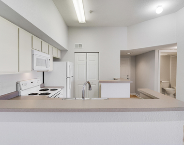 121 Sw Palm Drive - Photo Thumbnail 24