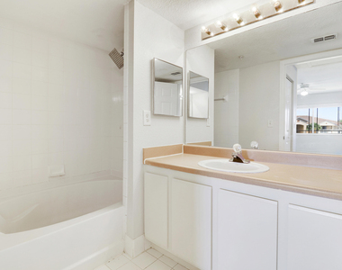 121 Sw Palm Drive - Photo Thumbnail 19