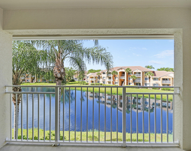 121 Sw Palm Drive - Photo Thumbnail 10