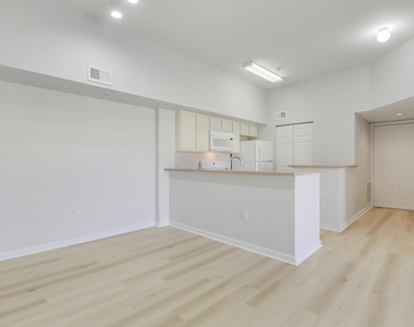 121 Sw Palm Drive - Photo Thumbnail 32