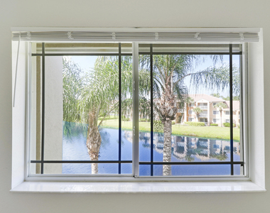 121 Sw Palm Drive - Photo Thumbnail 14