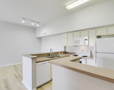 121 Sw Palm Drive - Photo Thumbnail 26