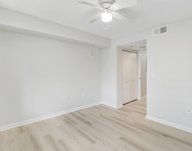 121 Sw Palm Drive - Photo Thumbnail 15