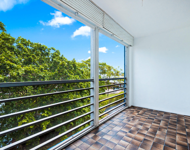 501 E Dania Beach Boulevard - Photo Thumbnail 11