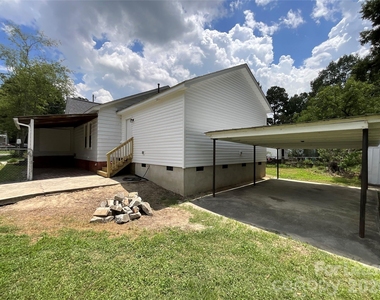 801 Bostian Avenue - Photo Thumbnail 14
