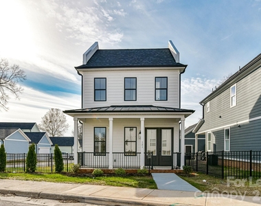 121 W F Street - Photo Thumbnail 40