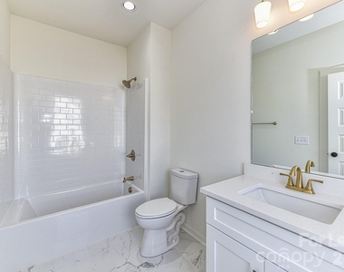 121 W F Street - Photo Thumbnail 34