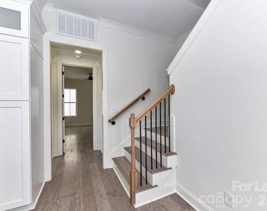 121 W F Street - Photo Thumbnail 23