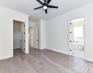 121 W F Street - Photo Thumbnail 15