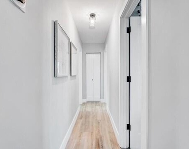 722 Sw 28th Avenue - Photo Thumbnail 16
