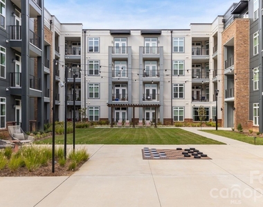 4520 Charlotte Park Drive - Photo Thumbnail 1
