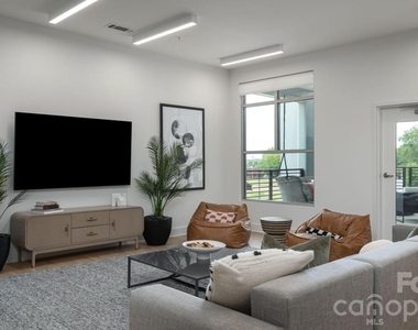 4520 Charlotte Park Drive - Photo Thumbnail 19