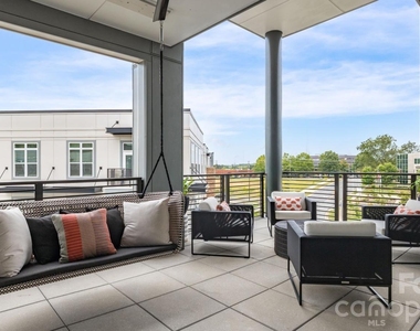 4520 Charlotte Park Drive - Photo Thumbnail 26