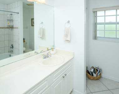 1814 Wisteria Street - Photo Thumbnail 27