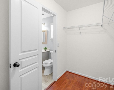 558 Calen Lane - Photo Thumbnail 27