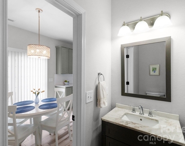 558 Calen Lane - Photo Thumbnail 7