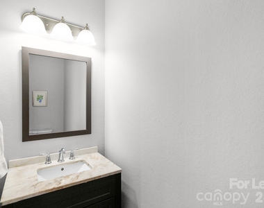 558 Calen Lane - Photo Thumbnail 6