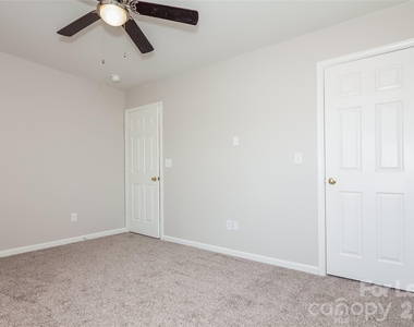 7005 Copper Ridge Court - Photo Thumbnail 6