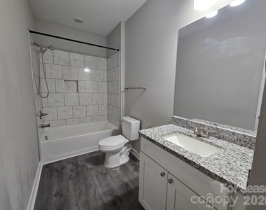 424 Queens Road - Photo Thumbnail 2