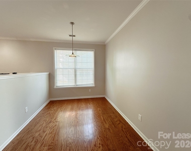 7629 Abigail Glen Drive - Photo Thumbnail 5