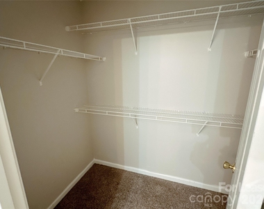 7629 Abigail Glen Drive - Photo Thumbnail 22