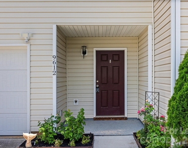 9612 Brackenview Court - Photo Thumbnail 1