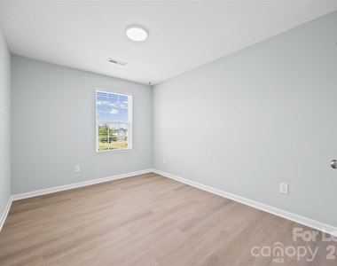 9612 Brackenview Court - Photo Thumbnail 27