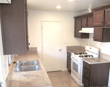 1243 Prairie Dog Circle - Photo Thumbnail 2