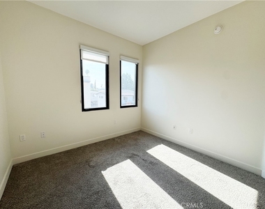 501 N Santa Anita - Photo Thumbnail 30